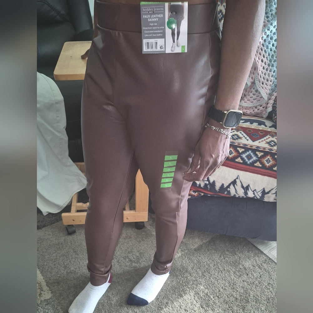 FAUX LEATHER SKINNY High Rise Fitted Stylish Brown Leggings